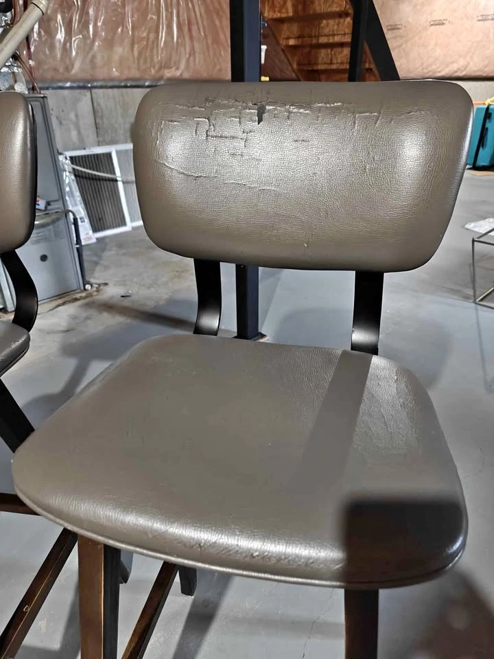 Bar stools set of 2 chairs/ Moving Sale