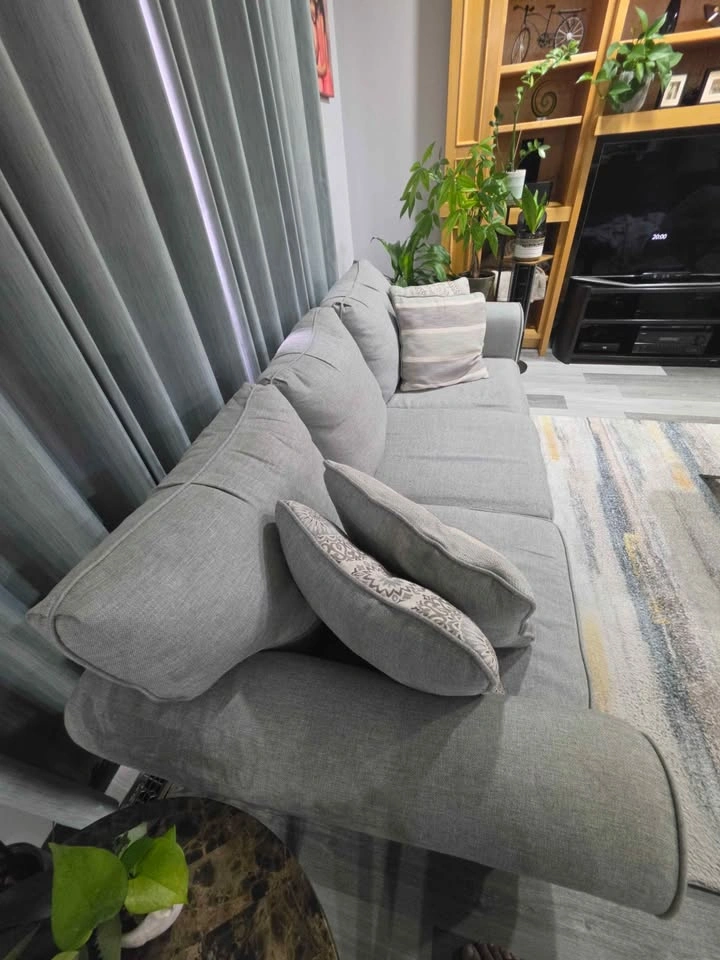 Two 3-Seater Fabric Sofas – Excellent Condition - photo 5