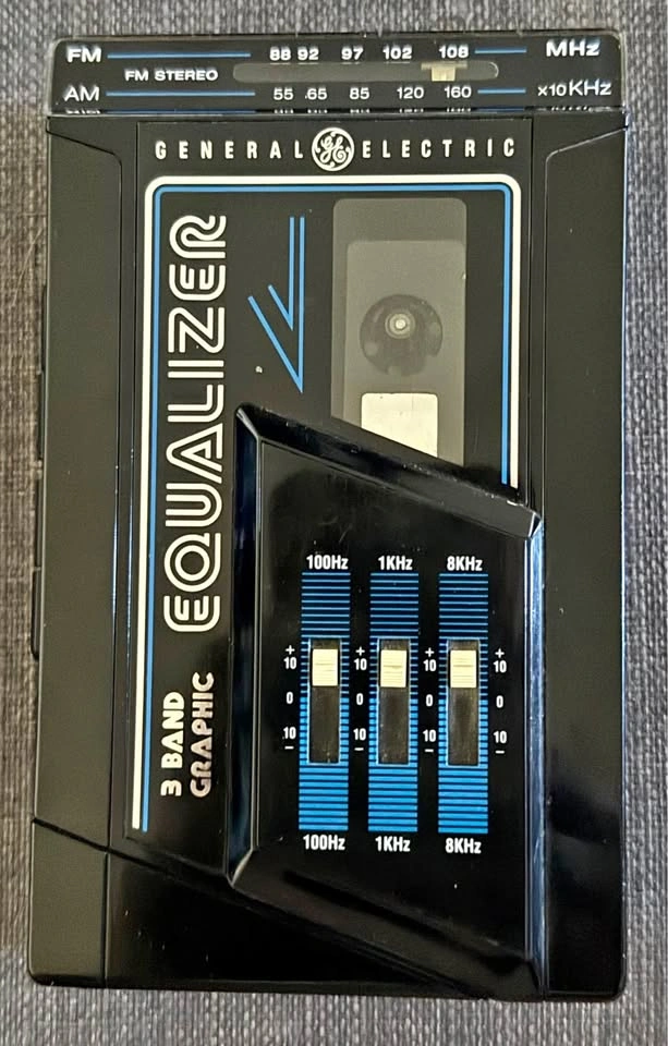 General Electric Portable Cassette Player 3-5436A