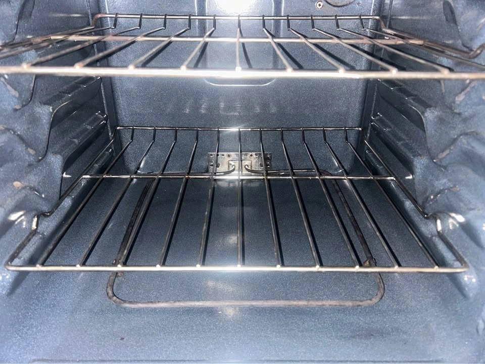 Apartment Size 24” Electric Coil Stove - photo 5
