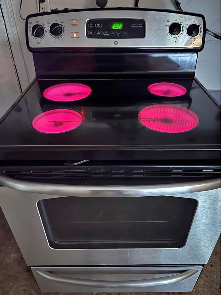 Self Clean GE Electric Flat Top Stove