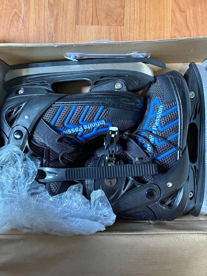Adjustable Ice Skates