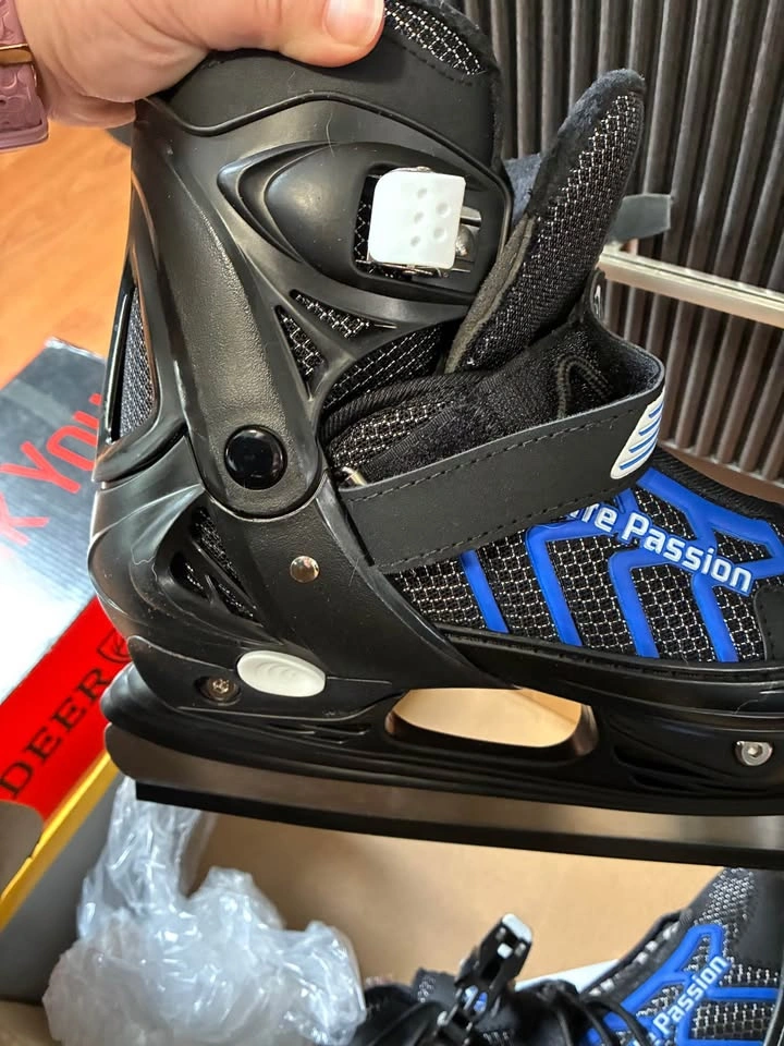 Adjustable Ice Skates - photo 2
