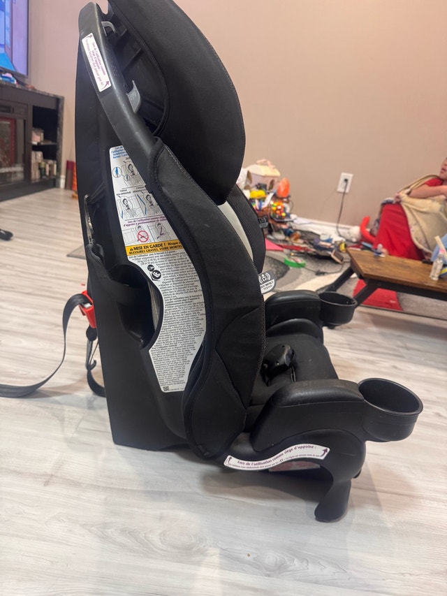 Evenflo Car Seat - photo 4
