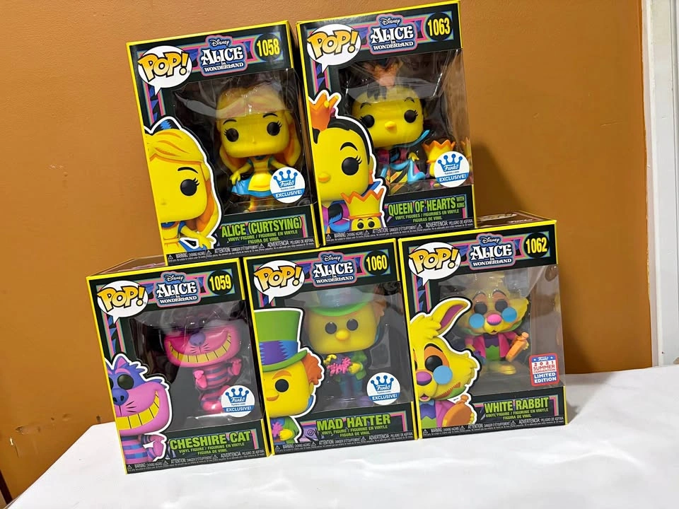 Alice in Wonderland Blacklight Funko Pop! set - Exclusives