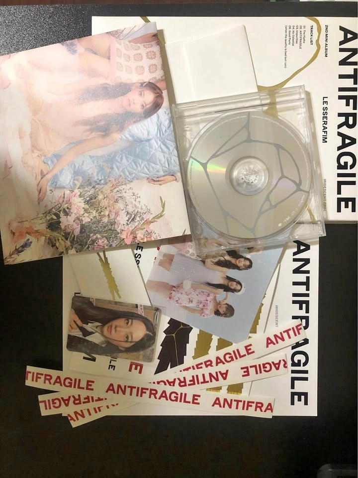 WTS LE SSERAFIM ALBUMS FEARLESS ANTIFRAGILE K-POP