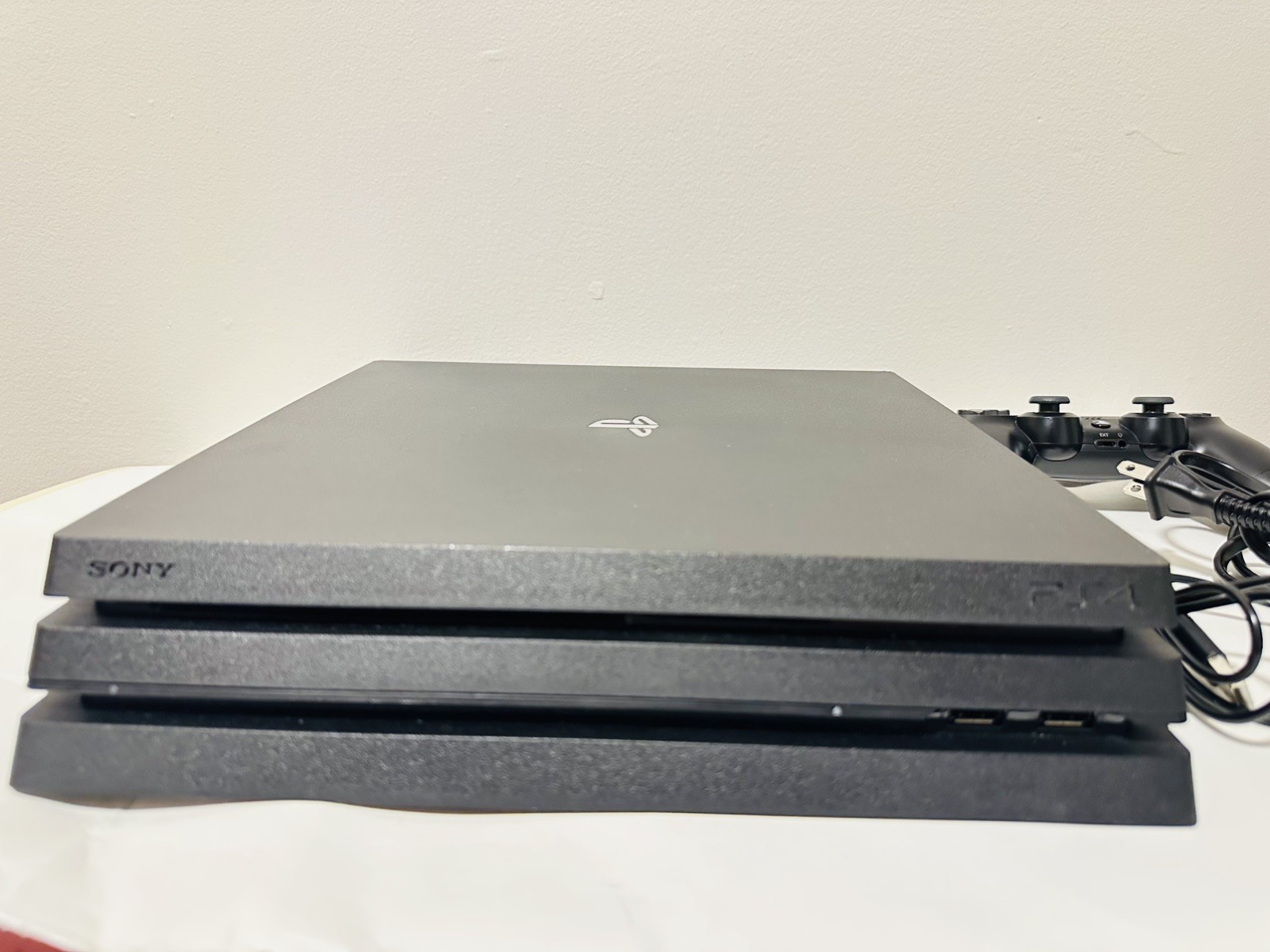 Sony PS4 Pro 1TB Console CUH-7215B FW 12.02 - photo 5