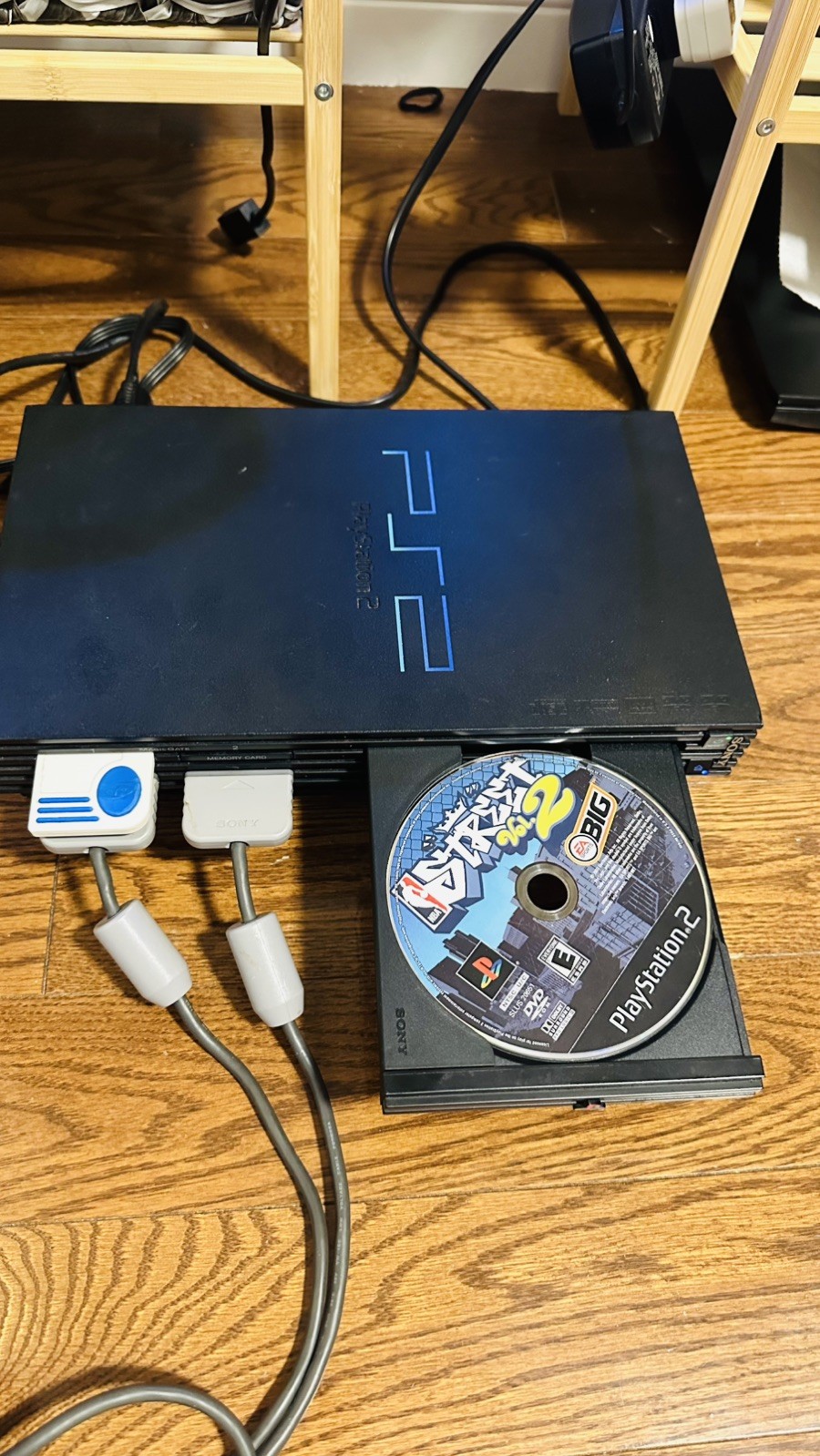 Sony PlayStation 2 PS2 SCPH-39001 Bundle 2 Controllers, NBA Stre - photo 2