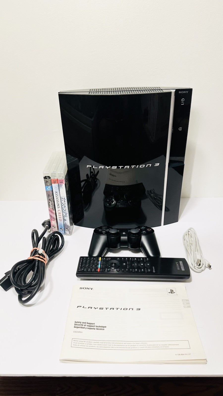 Sony PlayStation 3 PS3 Fat 160GB CECHP01 Bundle