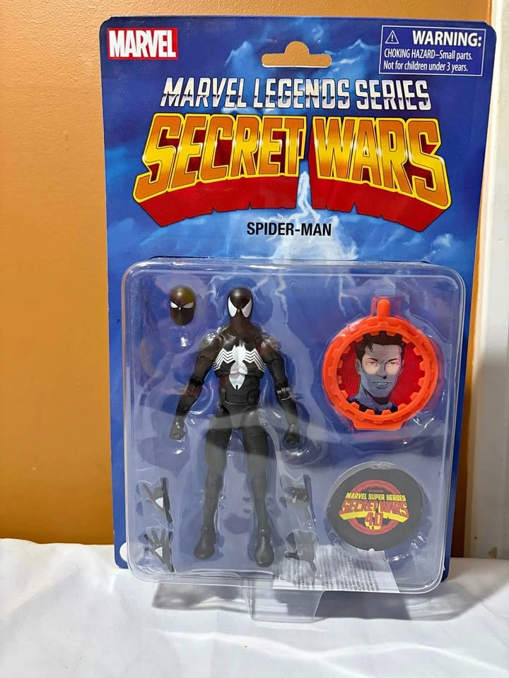 Spider-Man (Secret Wars) - Marvel Legends Action Figure