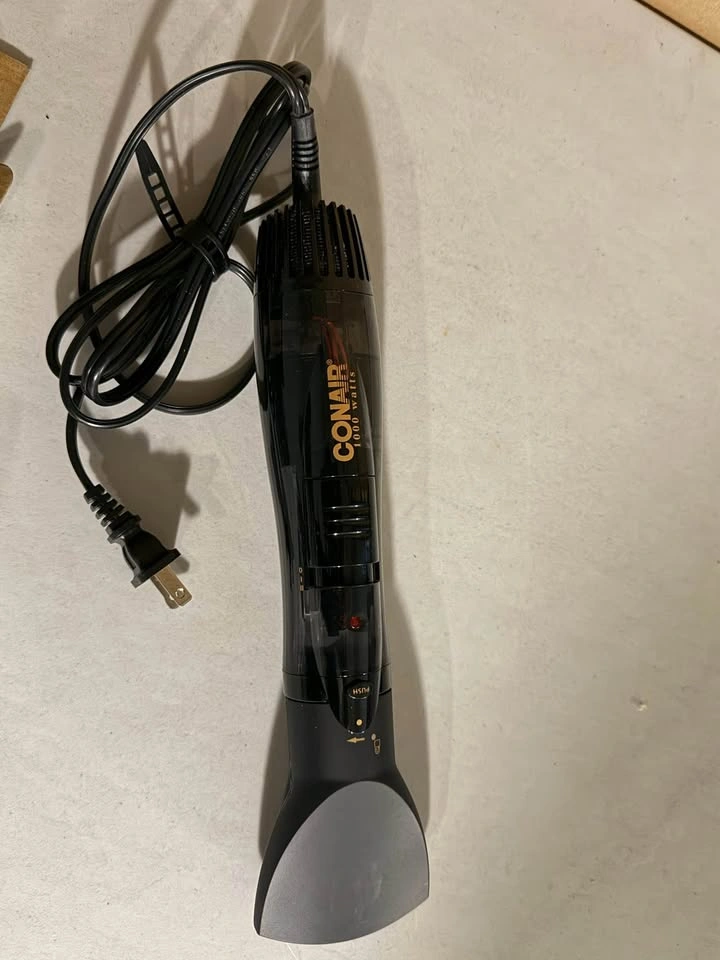 Conair 3-in-1 Hot Air Styling Brush (1000W) – Like New! - photo 2