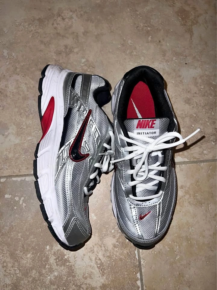 NIKE INITIATORS