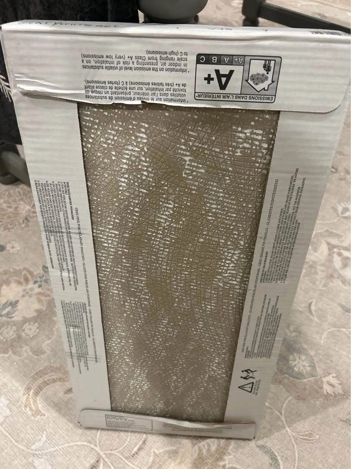 1 Box Italian Floor/Wall Tile 12 sq ft - Bathroom Reno - photo 4