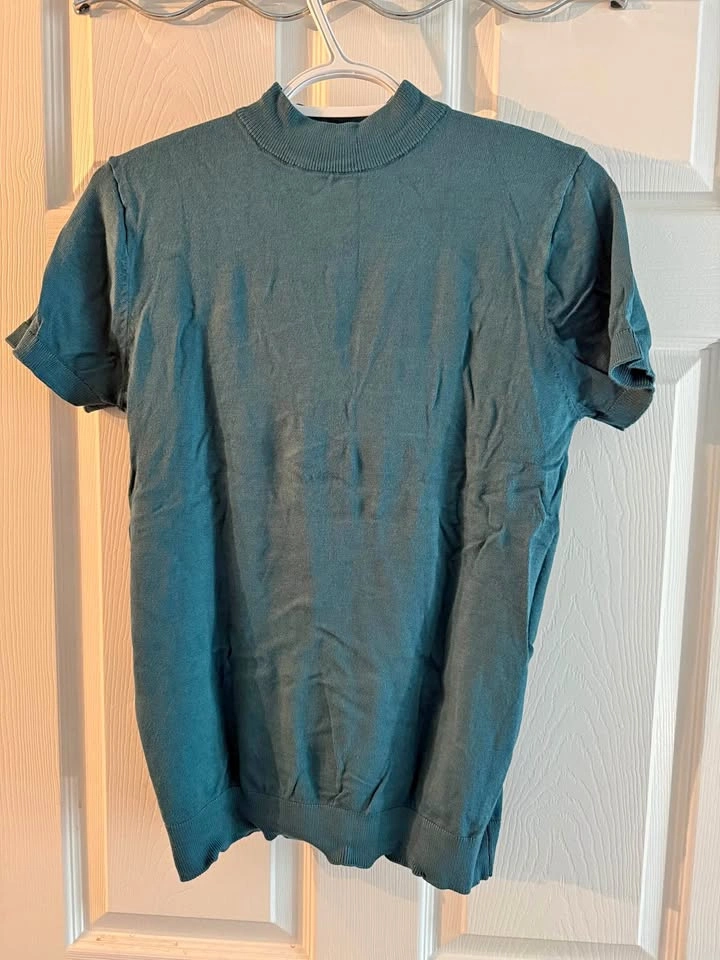 Zara green top