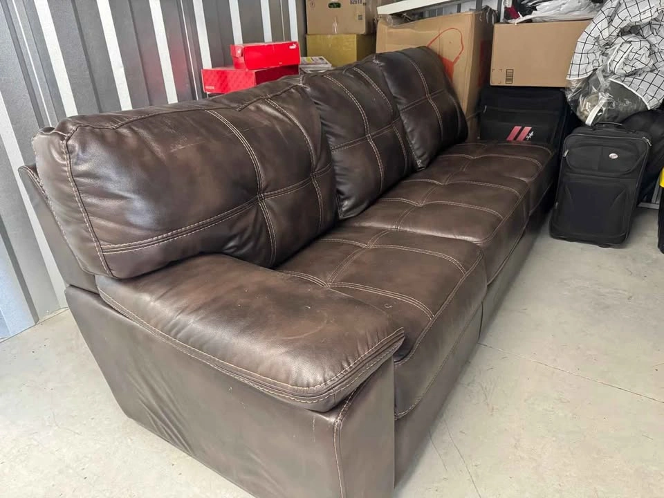 Brown 3-Seater Sofa – Clean, Comfortable & Great Condition - photo 4