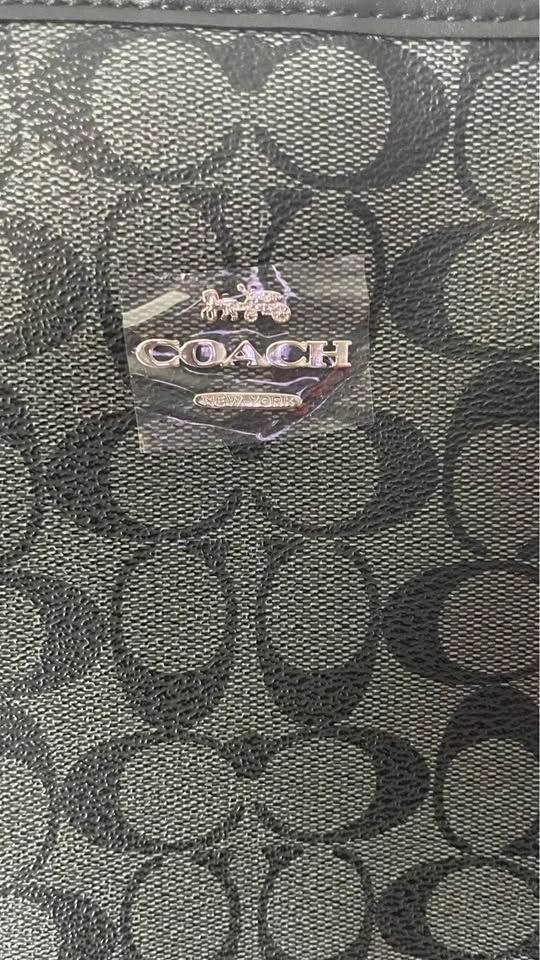 Signature canvas Coach medium tote city bag - photo 2