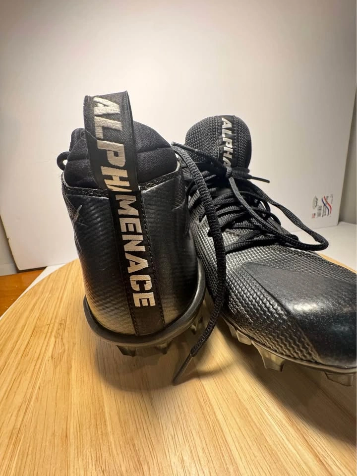 Nike Alpha Menace Pro Mid football cleats. NEW SIZE 10.5 - photo 3