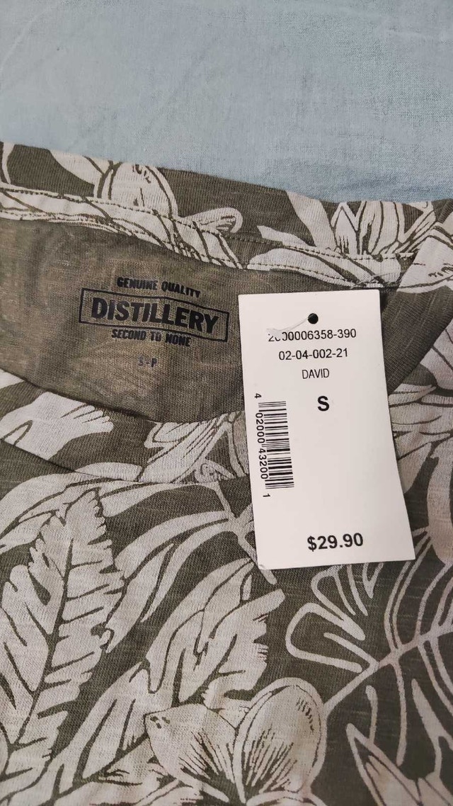 NWT Distillery Men's Floral T-Shirts - Size S & M - photo 3