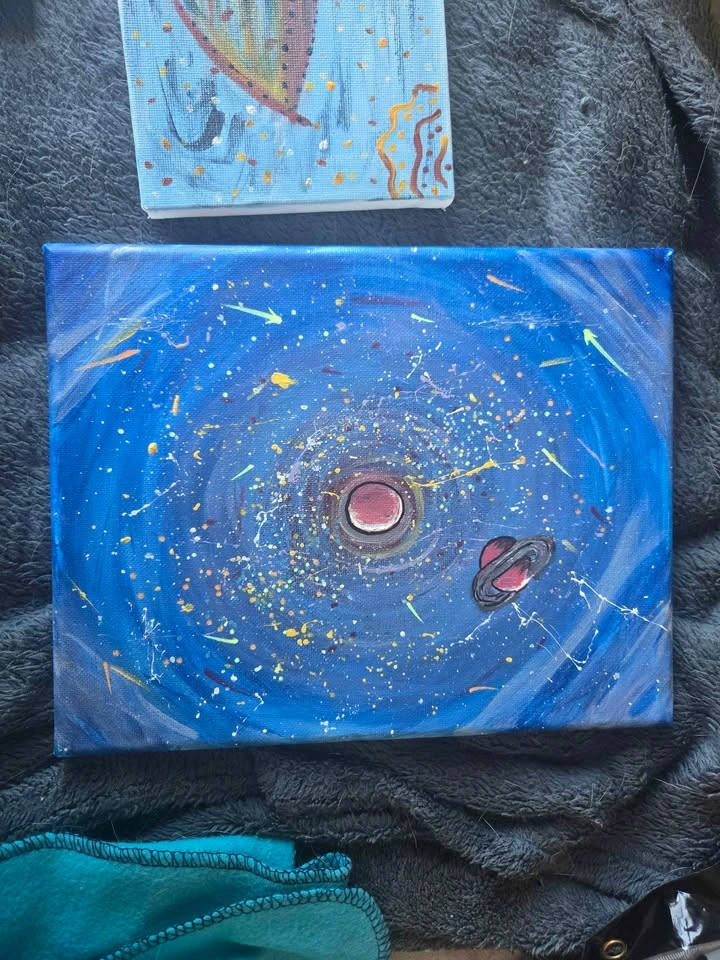 Local Art - photo 4