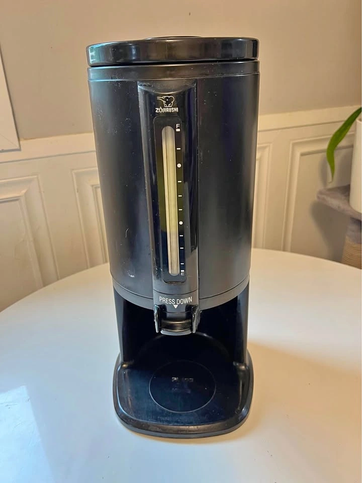 ⚽ Coffee Urn