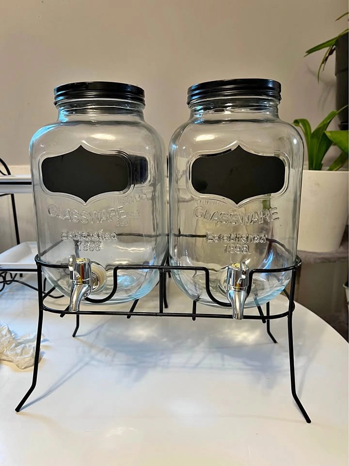 ⚽ Double Beverage Dispenser