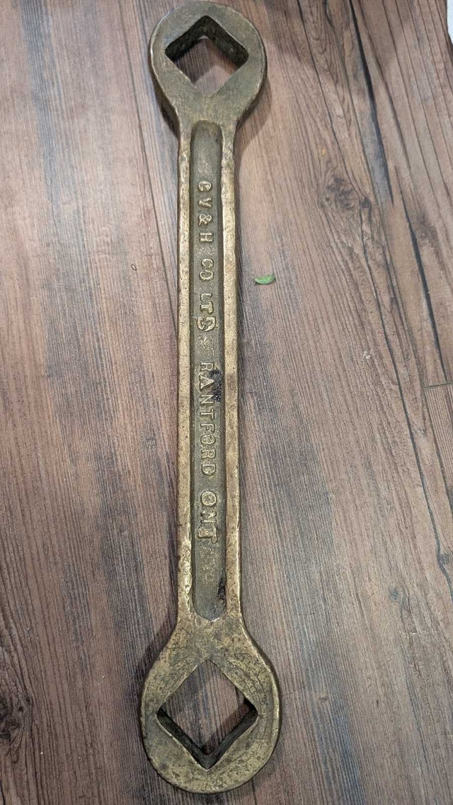 C V & H Co Ltd Brantford Ont Wrench