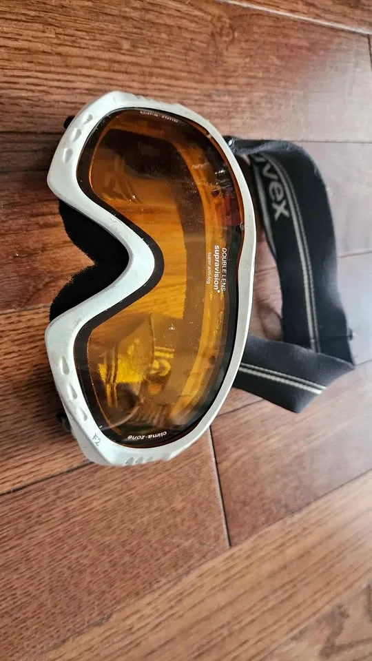 Youth Dirt Bike Goggles thumbnail