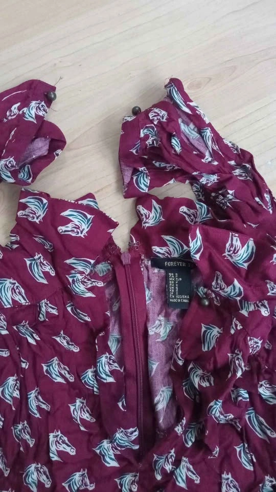 Horse Print Long Sleeve Romper With Pockets - photo 3