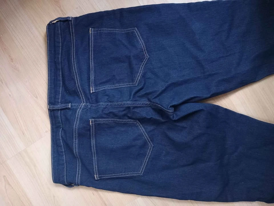 Size 31 Skinny Ankle Jeans - photo 3