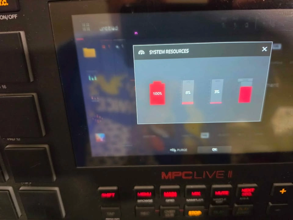 Akai MPC Live II Mint w/ Hard Case - photo 5