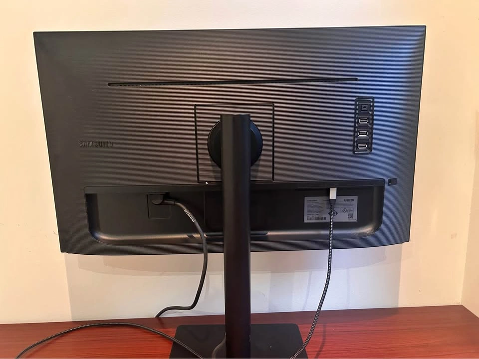 Samsung Monitor S60UA Series - photo 3