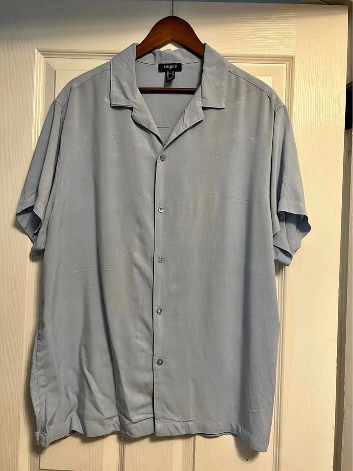 ⚽ Forever 21 Short sleeve Shirt