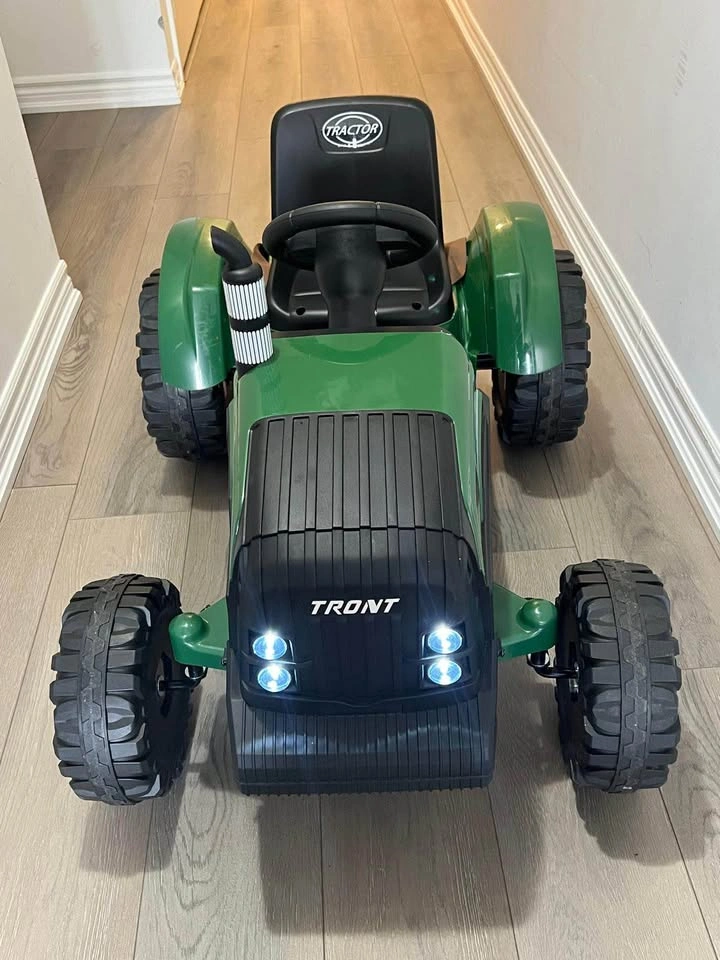 24V Kids Ride-On Tractor with Detachable Trailer & Remote - photo 2
