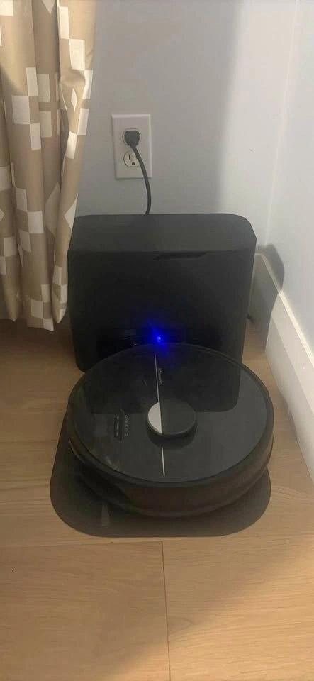 bObsweep Robotic Vacuum Cleaner with Self-Emptying Station