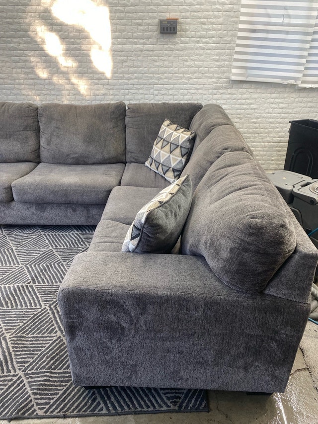 Large Grey Sectional - photo 5