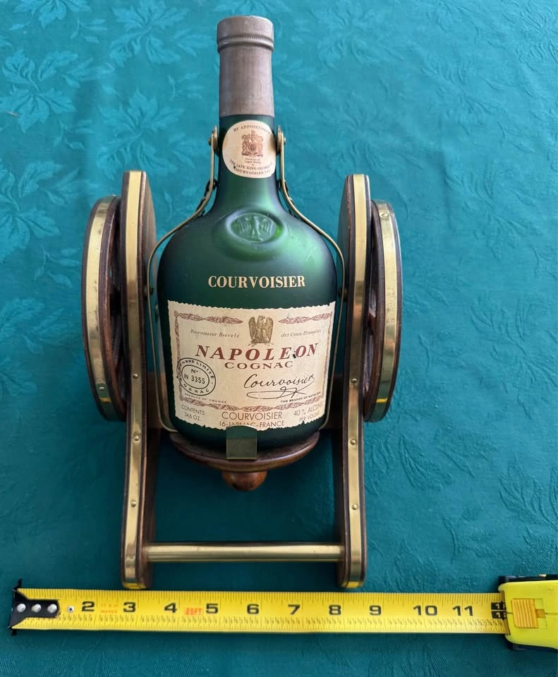 Vintage Courvoisier Cognac Cannon & Luigi Bormioli Flutes - photo 2