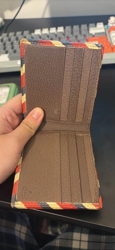Gucci Courrier GG Supreme Wallet - photo 2