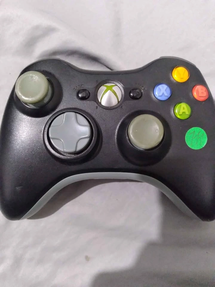 Xbox360 and accessories - photo 4