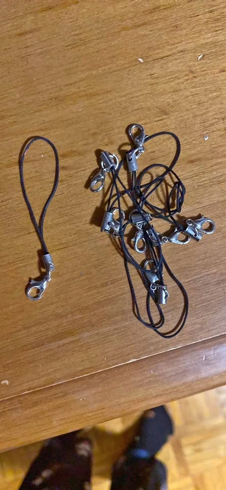 Declutter Phone charm strap x8