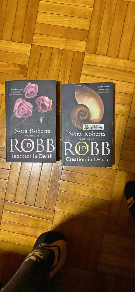 Declutter J.D. Robb Nora Roberts Books: Innocent in Death and Cr
