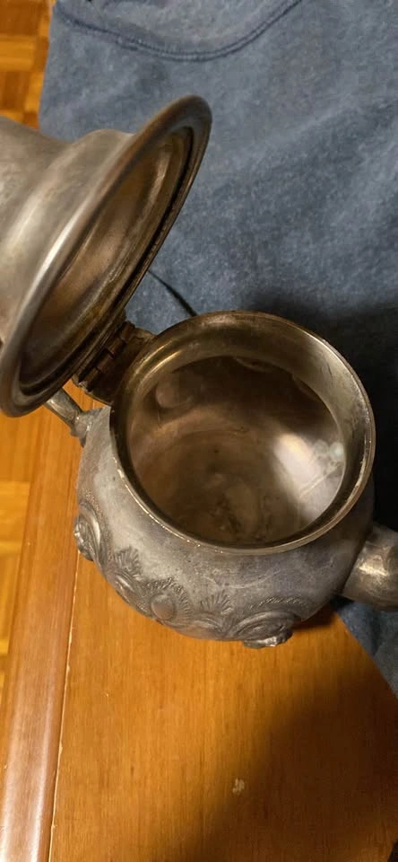 Declutter Vintage Ornate Silver-Toned Teapot - photo 2