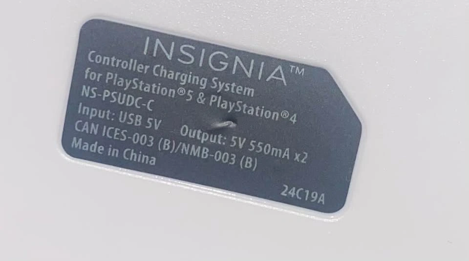 PS5 Dual Controller Charging Station - photo 4