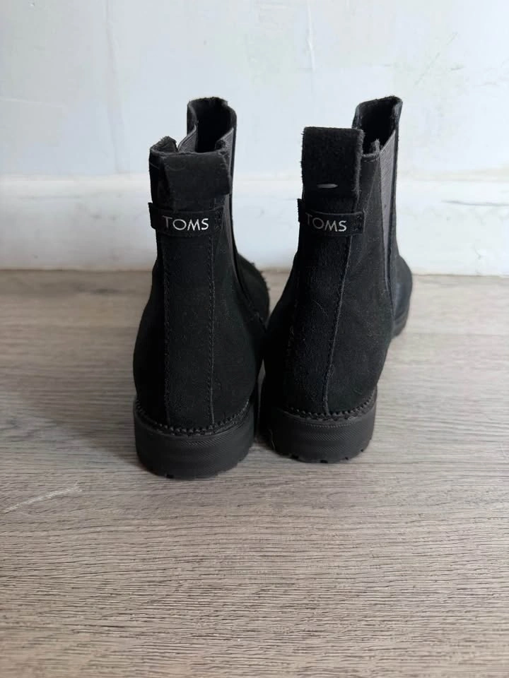 Toms women’s shoes/boot - photo 2
