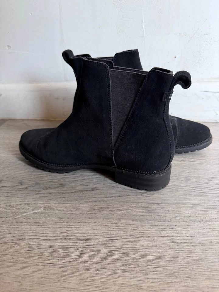 Toms women’s shoes/boot - photo 4