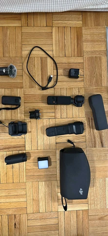 DJI Osmo Pocket3 Creator combo with accessory