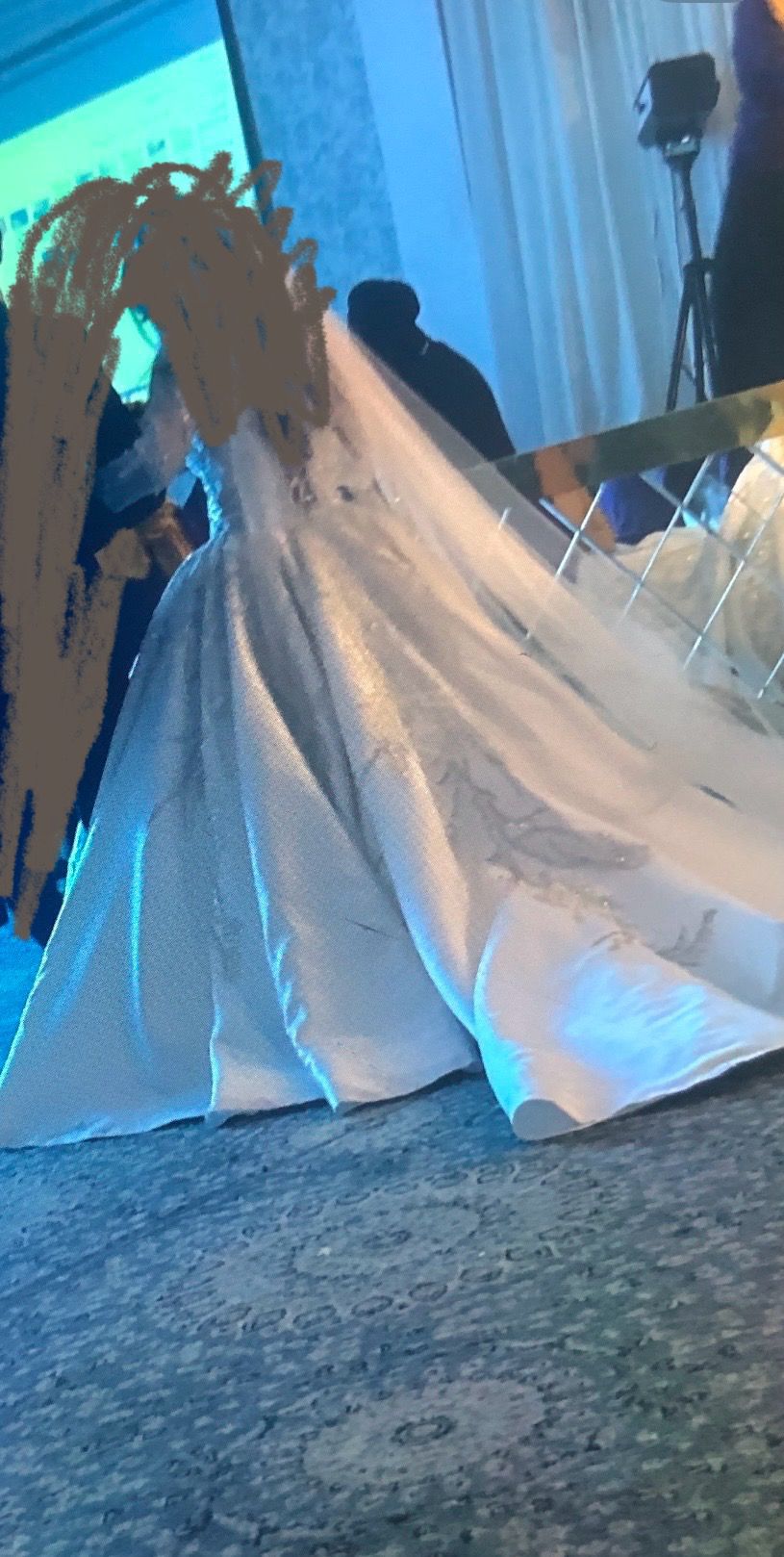 Wedding dress - photo 2