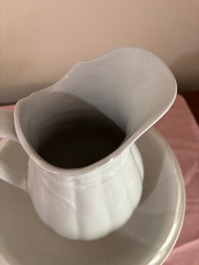 Baker & Co England Wash Basin and Pitcher Set - photo 4