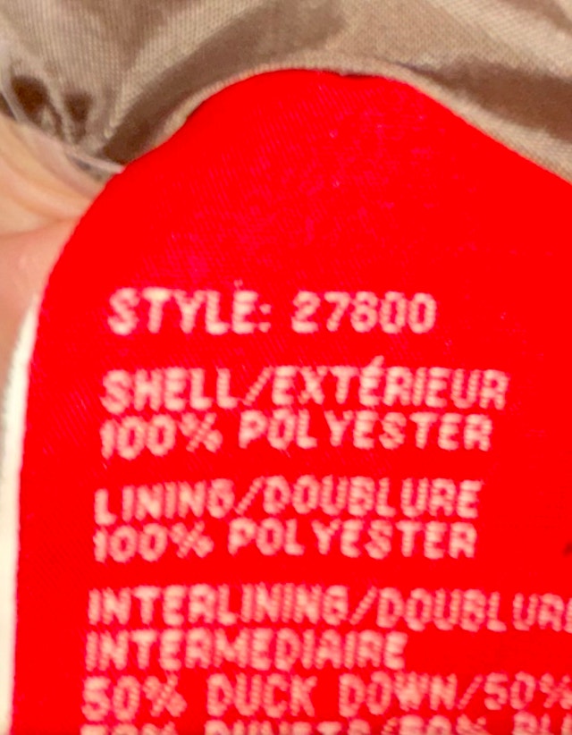 Levis Down Puffer Jacket size M style 27800 - photo 4