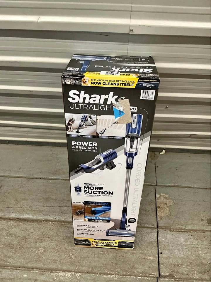 Shark Ultralight Pet Pro Corded Vacuum