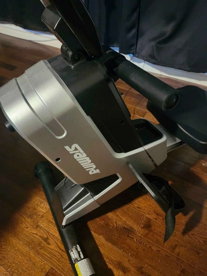 Stamina Rowing Machine - photo 3